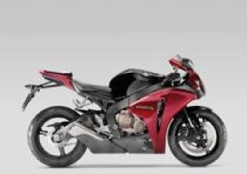 La Honda CBR1000RR Fireblade 2008
