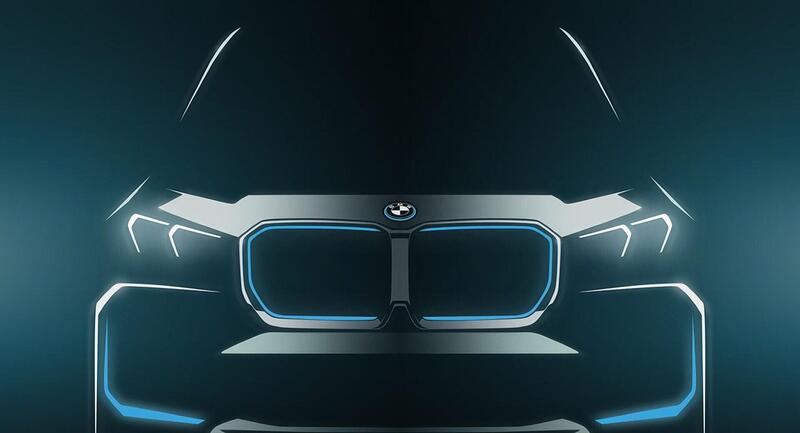 Il teaser di nuova BMW iX1