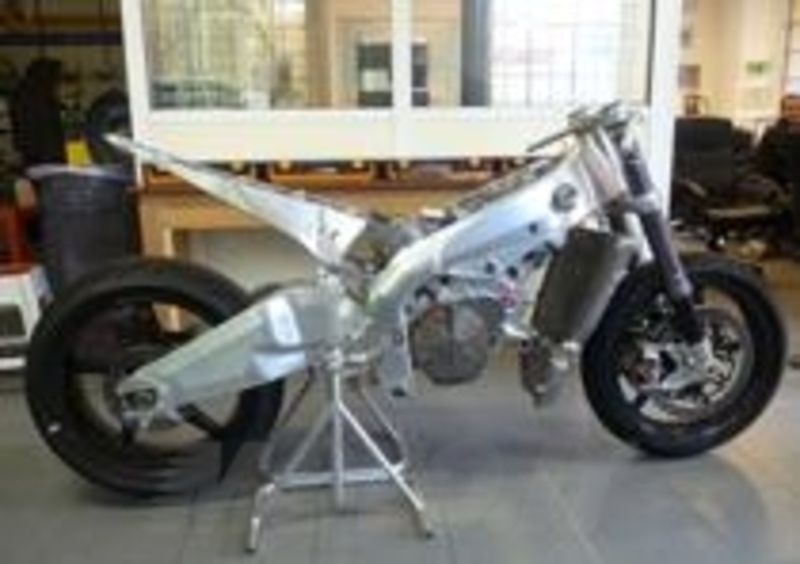 La base della futura versione superbike stradale
