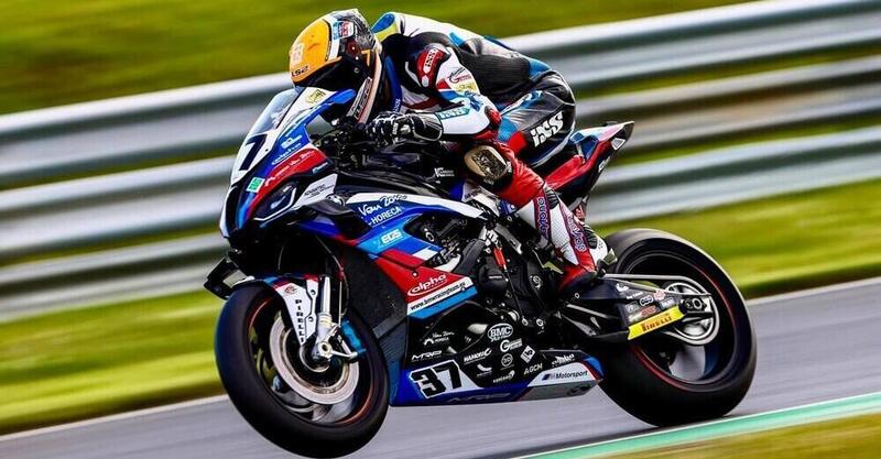 SBK, l&rsquo;ucraino Ilya Mikhalchik&nbsp;sostituisce Van der Mark nel team BMW