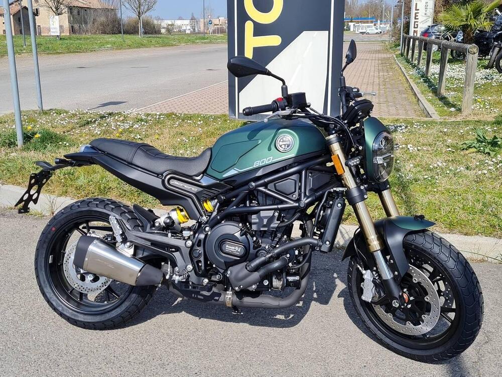 Benelli Leoncino 800 (2022 - 25)