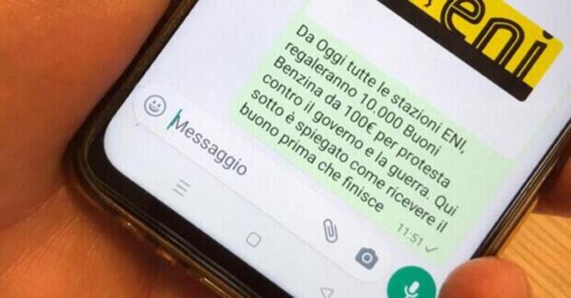 WhatsApp: occhio alla truffa dei buoni benzina