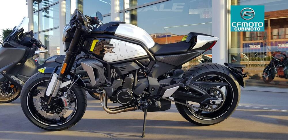 CFMOTO 700CL-X Sport (2022 - 25)