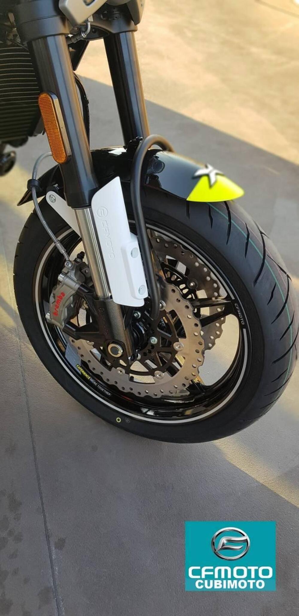 CFMOTO 700CL-X Sport (2022 - 25) (4)