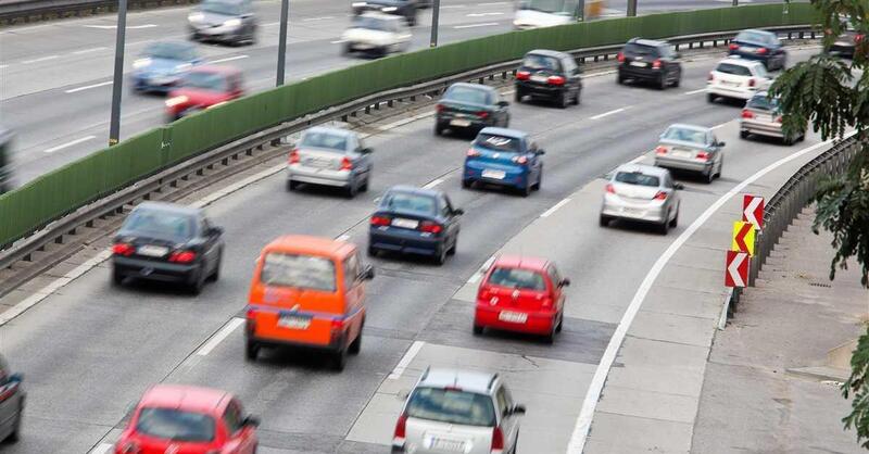 Gli italiani guidano auto sempre pi&ugrave; vecchie: in media sfiorano i 12 anni