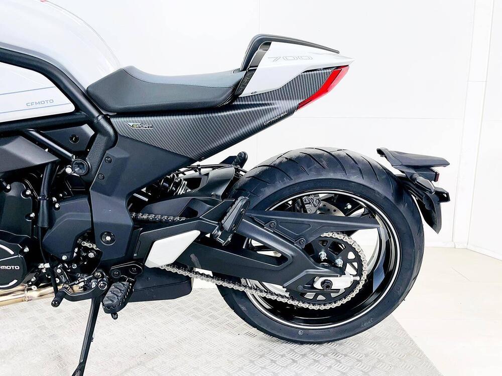 CFMOTO 700CL-X Sport (2022 - 25) (18)