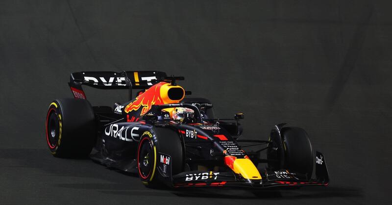 F1, GP Arabia Saudita 2022: vince Verstappen. Secondo Leclerc