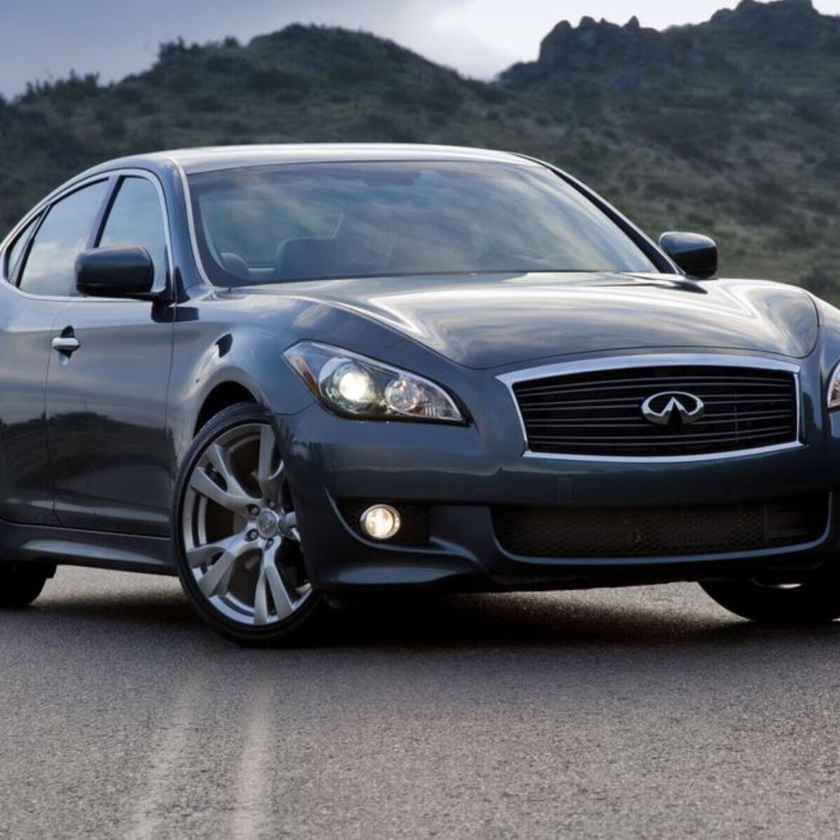 Infiniti M