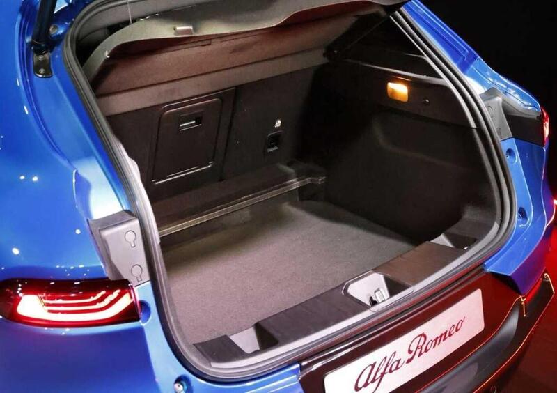 Alfa Romeo Tonale (15)