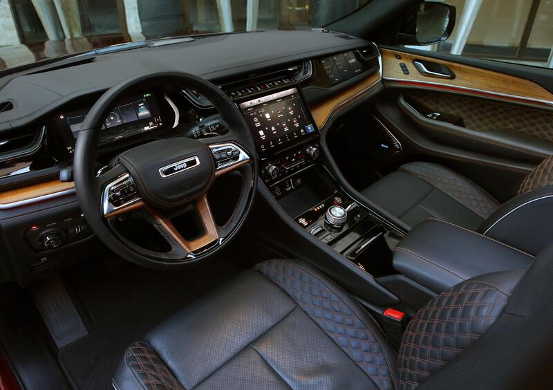 Jeep Grand Cherokee (12)