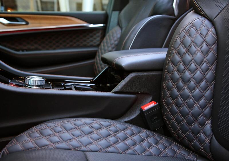 Jeep Grand Cherokee (14)