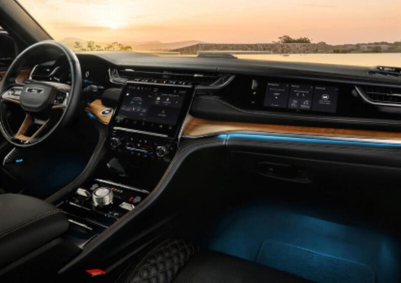 Jeep Grand Cherokee (16)