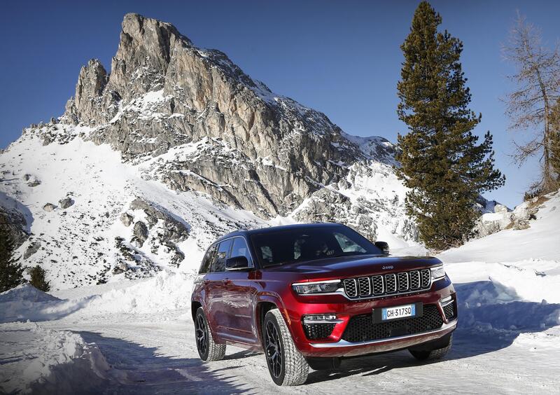 Jeep Grand Cherokee (2022-->>) (25)