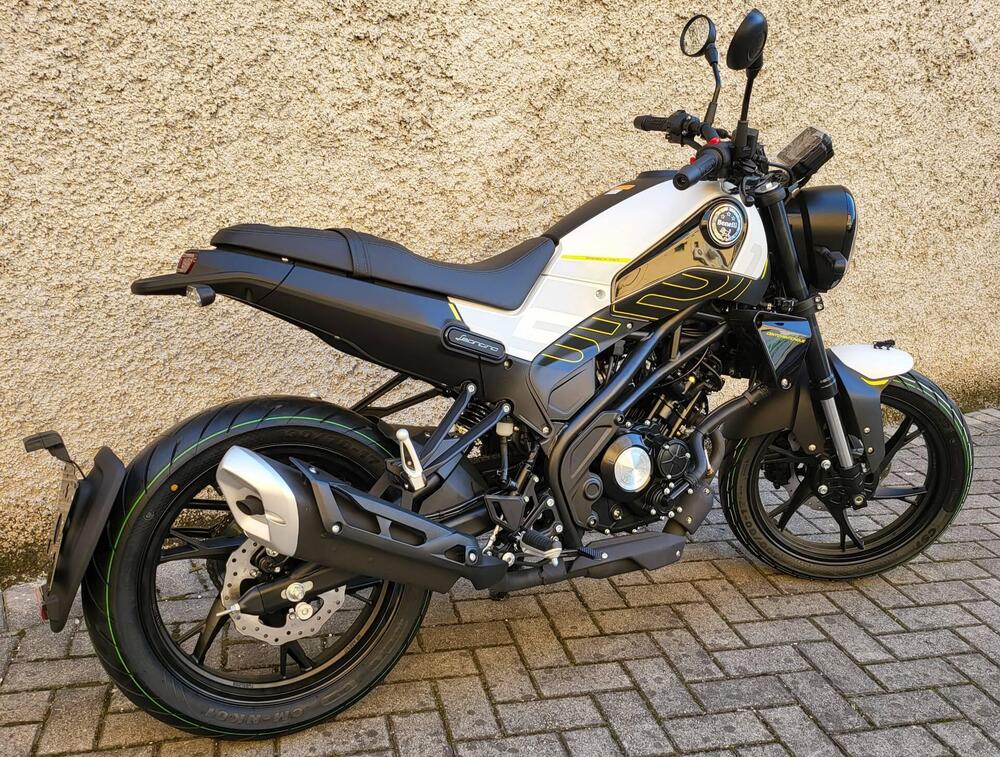 Benelli Leoncino 125 (2022 - 25) (4)
