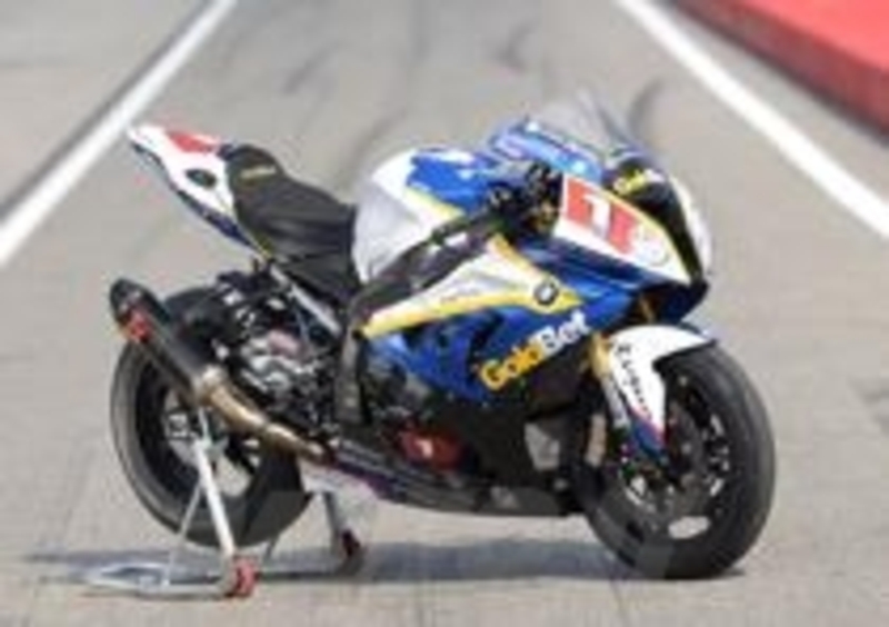 La BMW S1000RR STK ufficiale di Sylvain Barrier