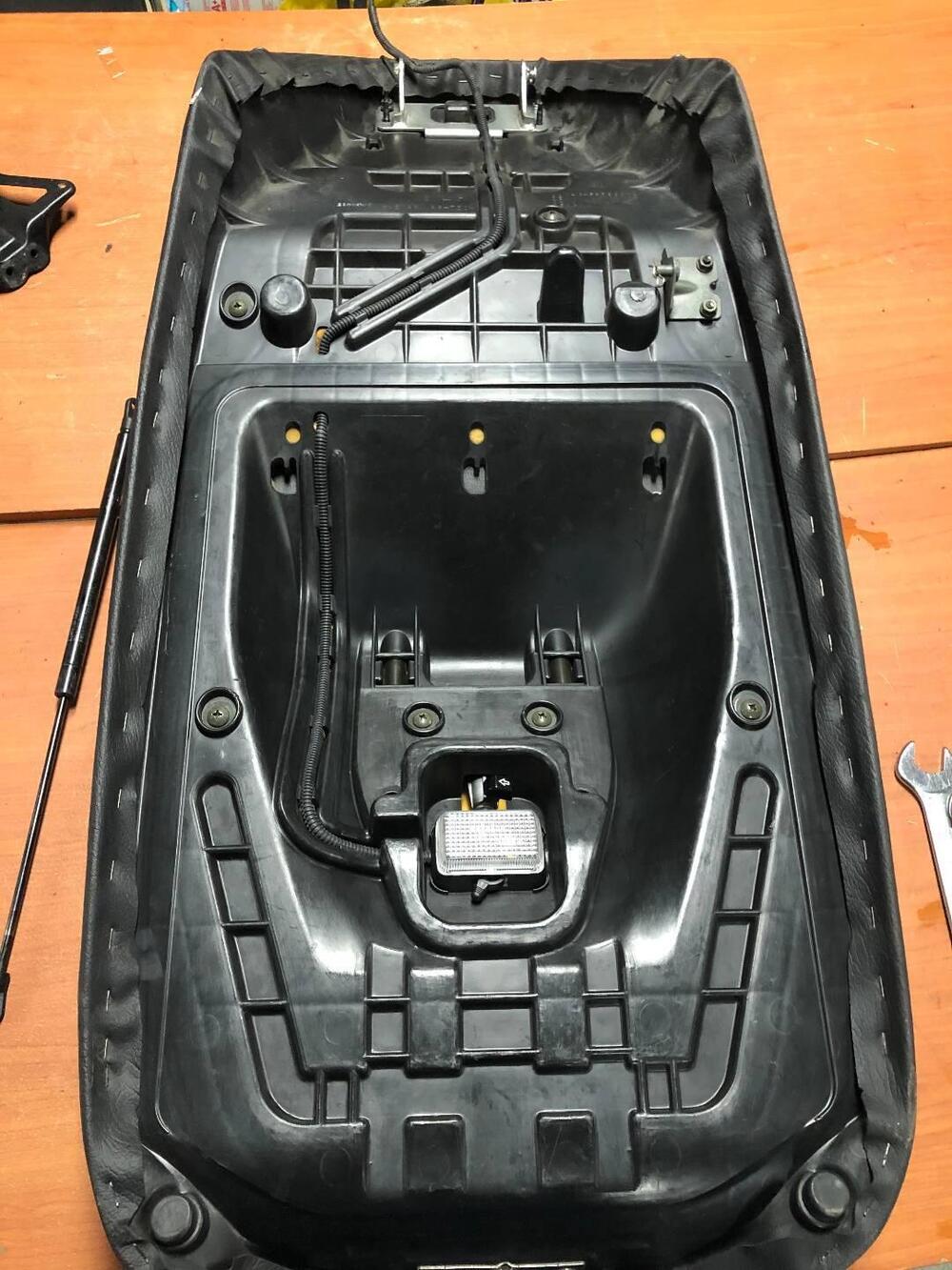 Sella Suzuki Burgman '03-'05 (2)