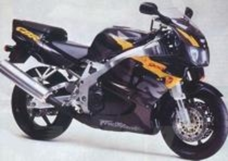 La Fireblade originale del 1996
