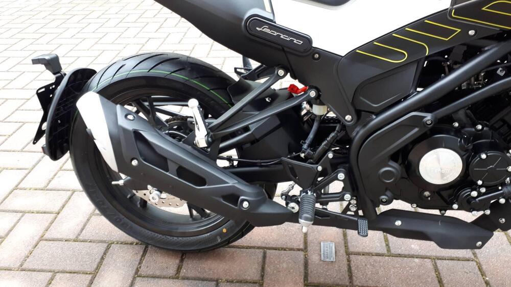 Benelli Leoncino 125 (2022 - 25) (2)