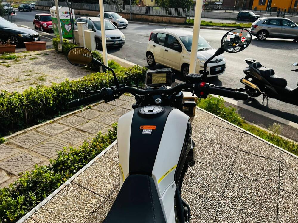 Benelli Leoncino 125 (2022 - 25) (3)