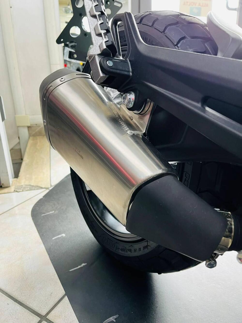 Benelli Leoncino 800 (2022 - 25) (11)