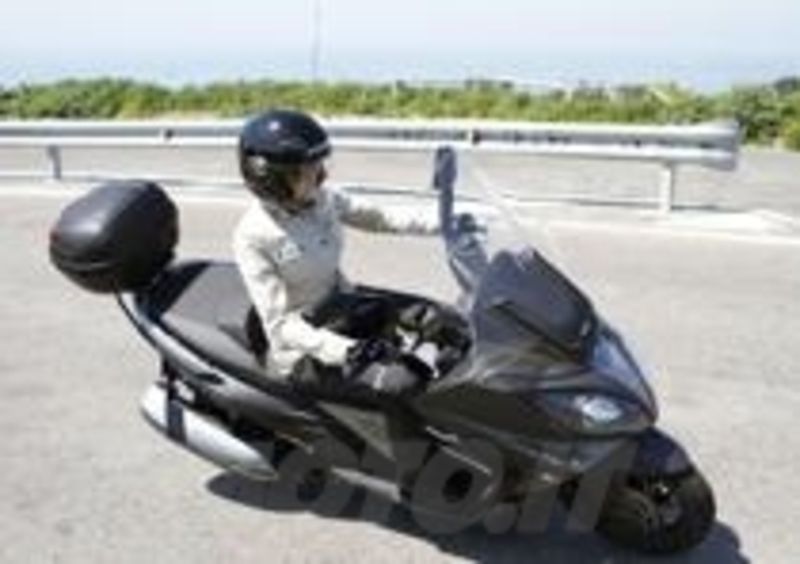 Kymco Xciting 400i
