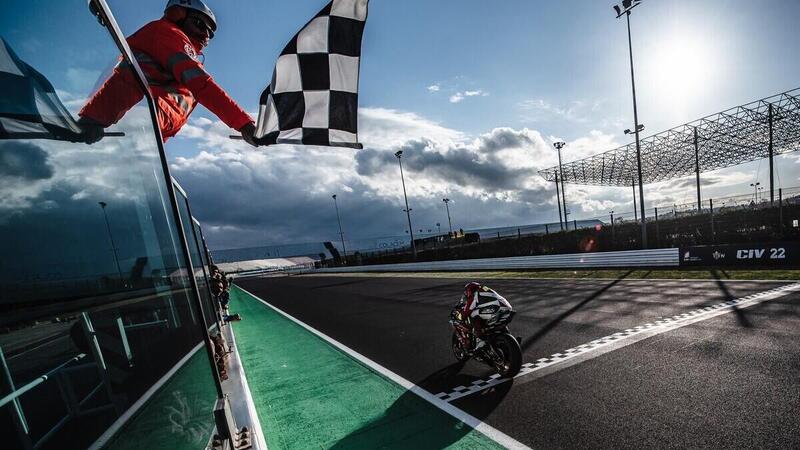 CIV: spettacolo e sorprese nel primo round di Misano