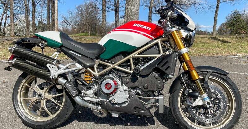 All&#039;asta una delle 400 Ducati Monster S4RS Tricolore