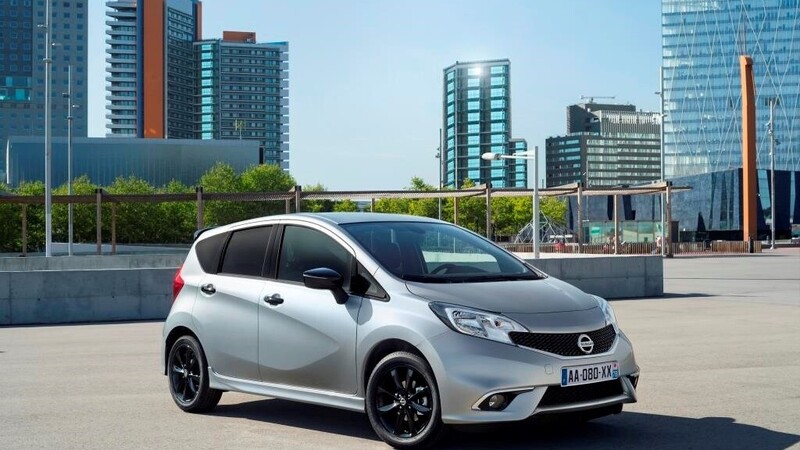 Nissan Note Black Edition, l&#039;eleganza del nero