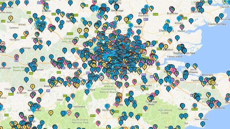 Investimento di 1,9 miliardi per 300.000 punti di ricarica in UK