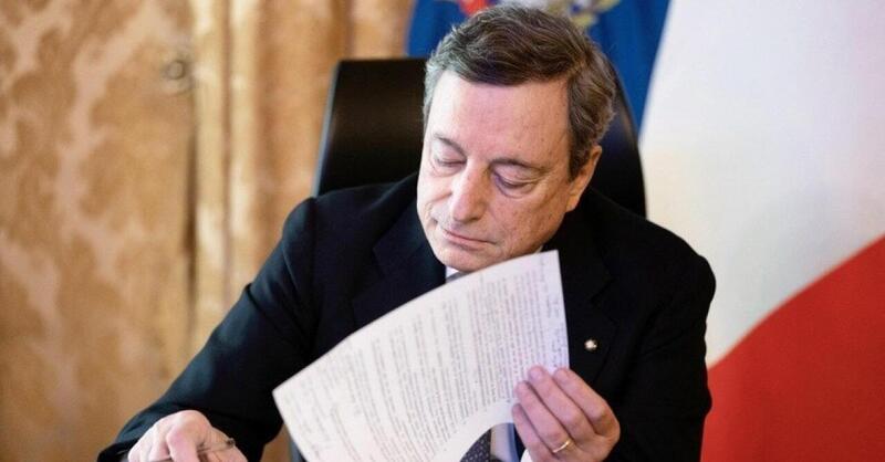 Draghi firma il Dpcm sugli incentivi (anche per le moto)