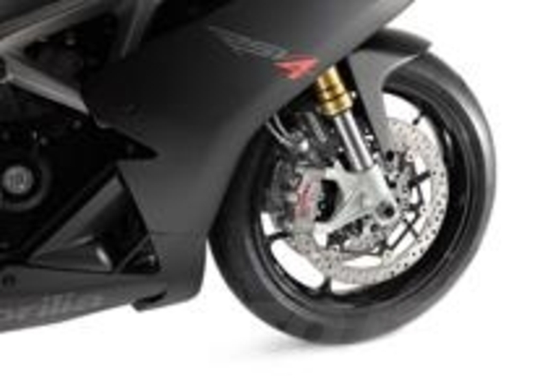 ABS ed aggiornamenti anche per la RSV4R
