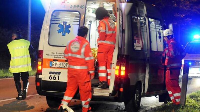 Milano. Donna travolta mentre soccorreva un motociclista