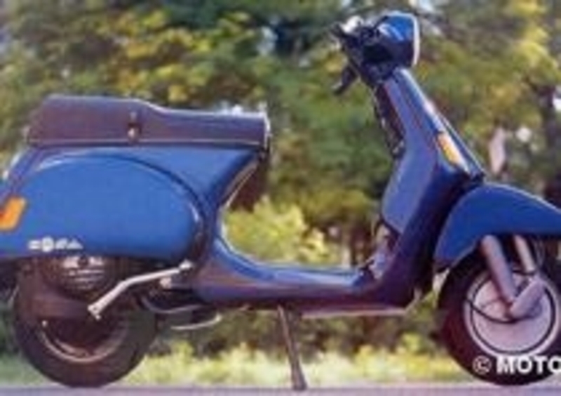 Piaggio Cosa 200
