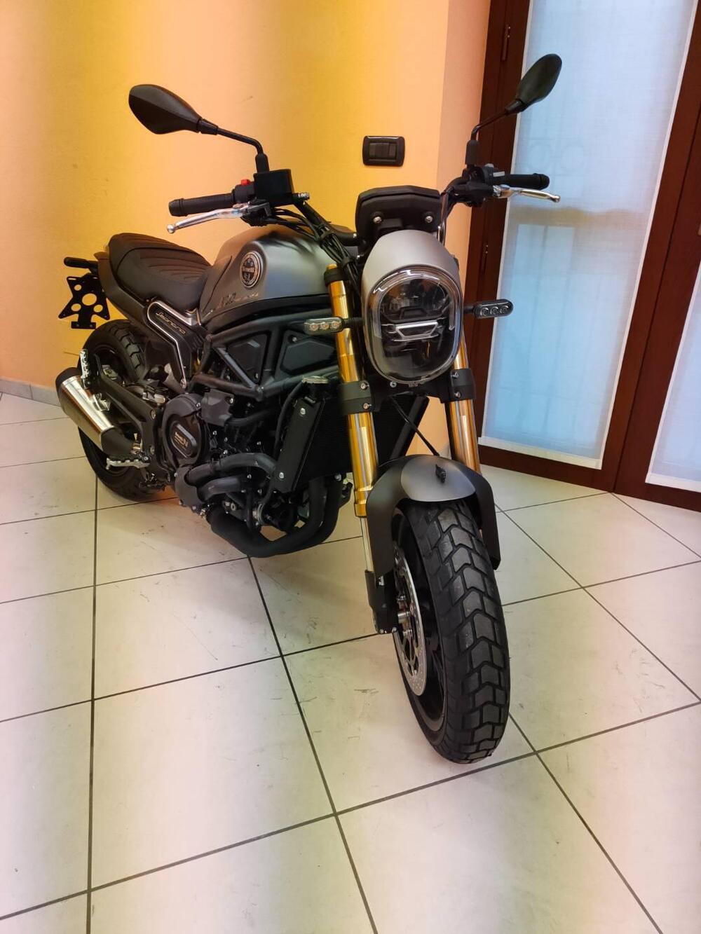 Benelli Leoncino 800 (2022 - 25) (4)