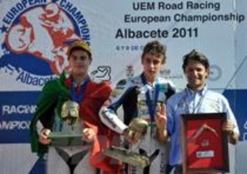 Ezio sul podio con Fenati e Antonelli