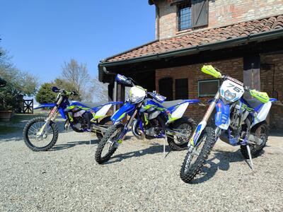 Sherco Enduro 2022: la prova delle 125 e 300 2 tempi. La piccola fa felici anche i grandi