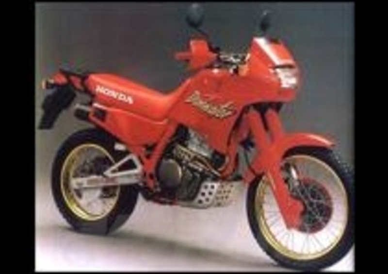 La moto in configurazione originale
