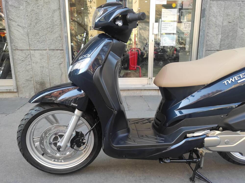 Peugeot Tweet 200 Active (2021 - 25) (10)