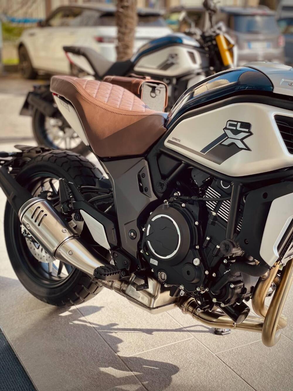 CFMOTO 700CL-X Heritage (2021 - 25) (13)