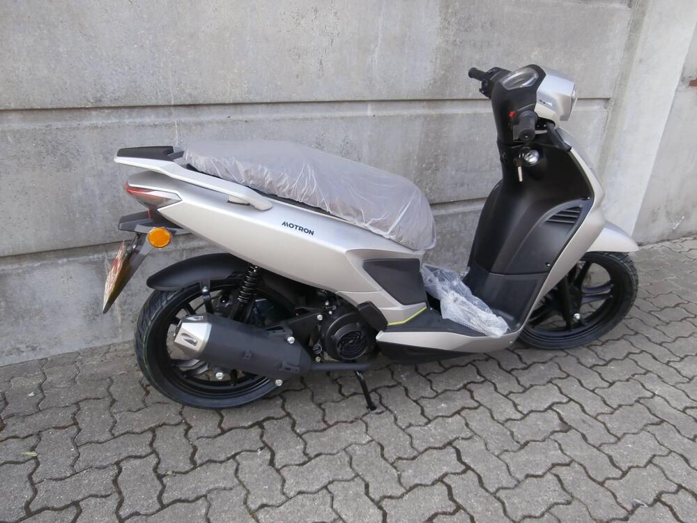 Motron Motorcycles Ventura 125 (2021 - 25) (3)