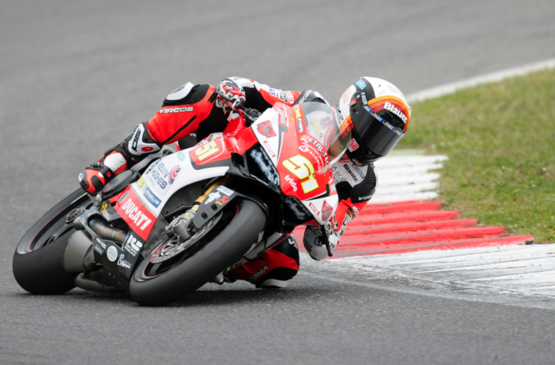 Pirro, campione italiano SBK con Michelin