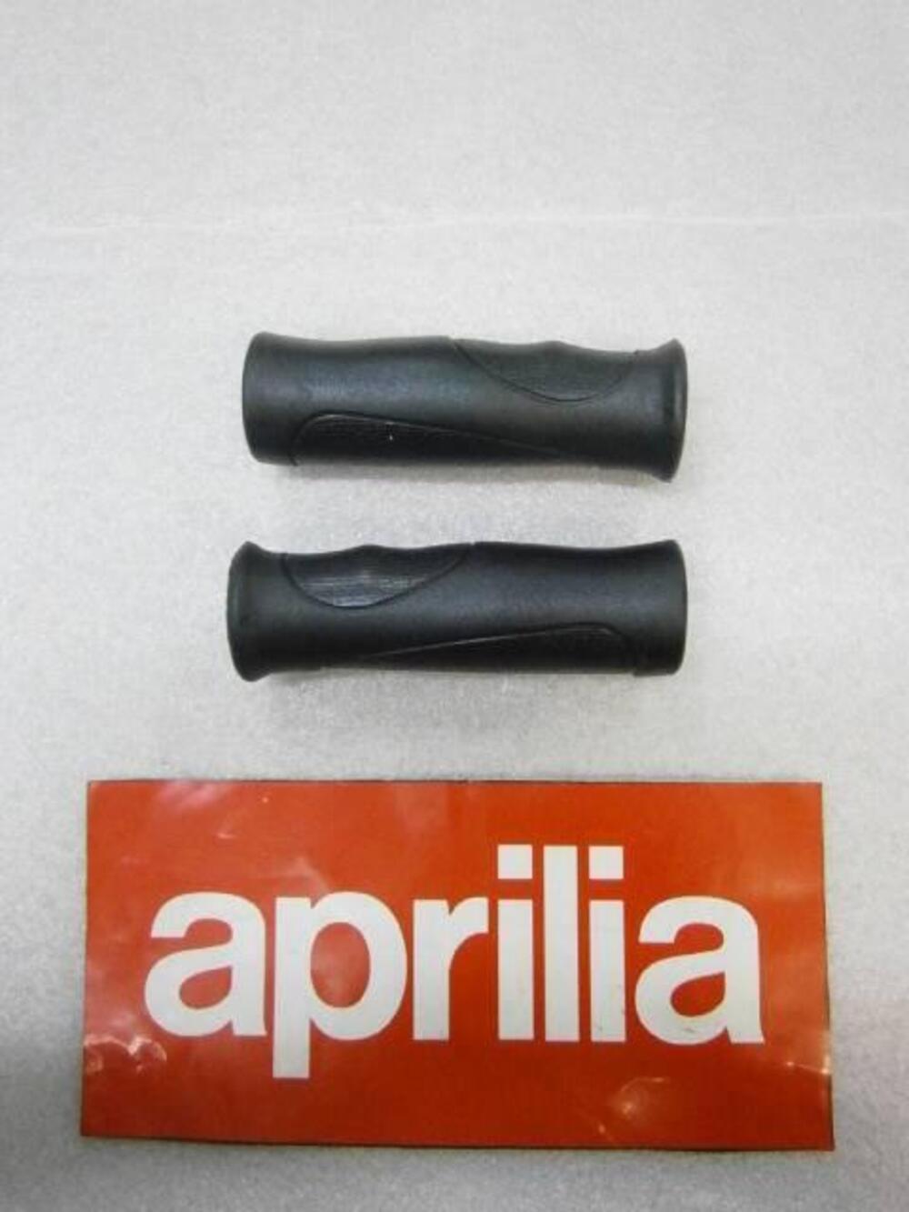 Manopole Aprilia AREA 51