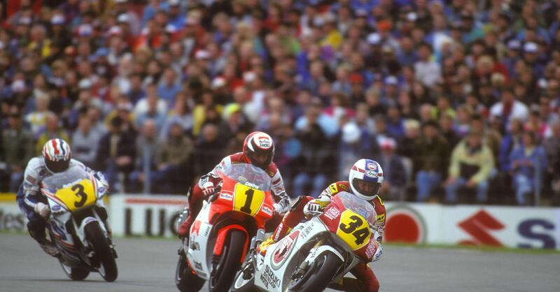 Goodwood 2022: Mick Doohan, Kenny Roberts, Kevin Schwantz insieme a Wayne Rainey!