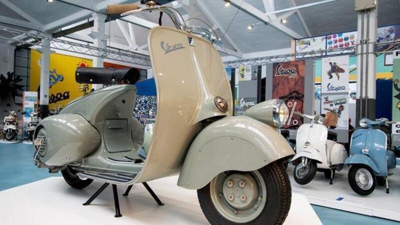 Vespa festeggia 76 anni con la musica e una mostra nel Museo di Pontedera