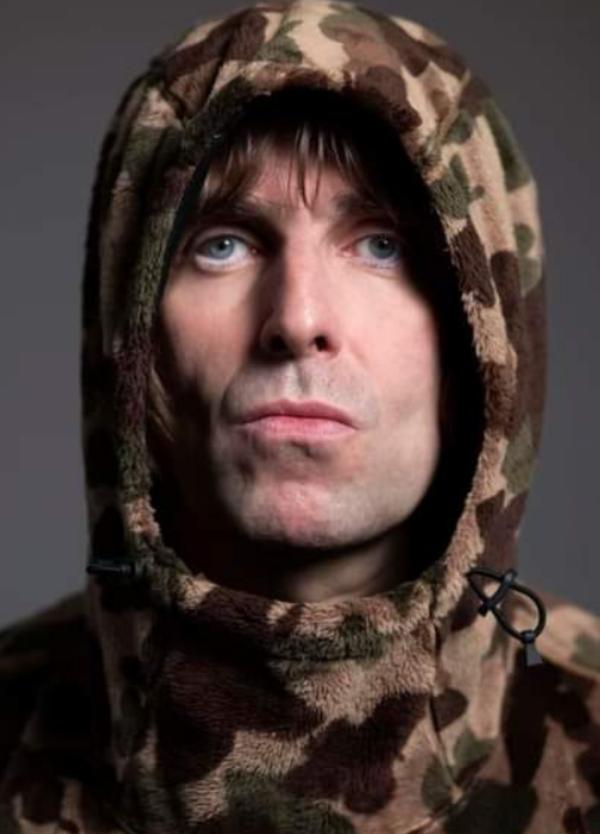 Liam Gallagher: &quot;Basta a petrolio e simili puttanate&quot;. Ma lancia il brano profetico &quot;Moscow Rules&quot;
