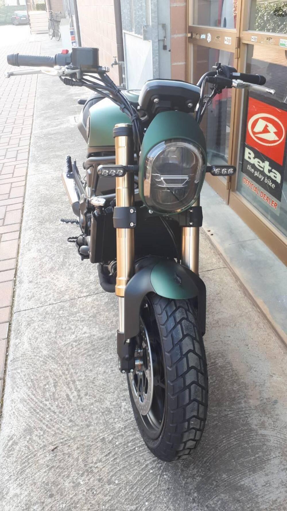 Benelli Leoncino 800 (2022 - 25) (3)