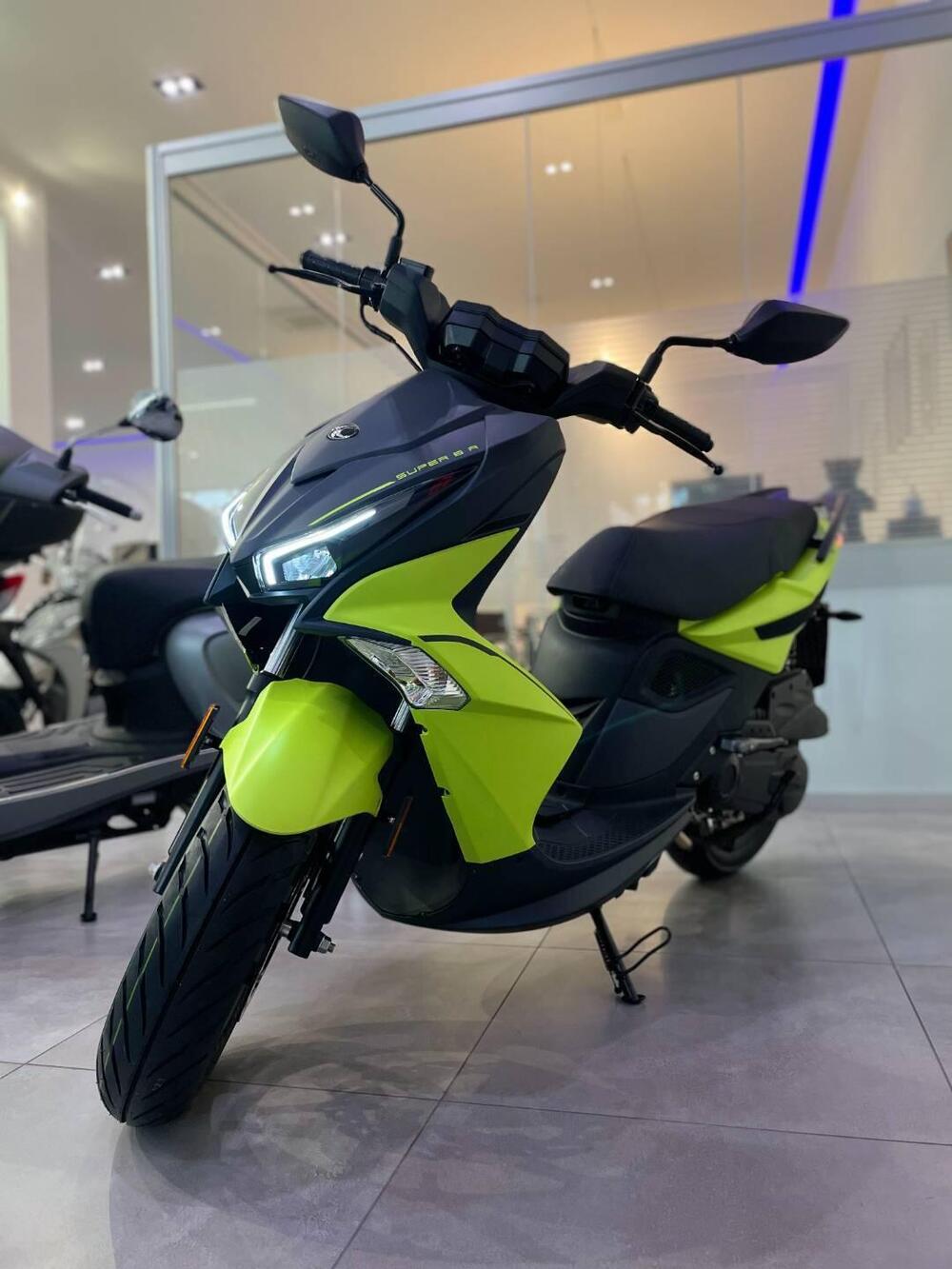 Kymco Super 8 50 R (2022 - 25) (3)