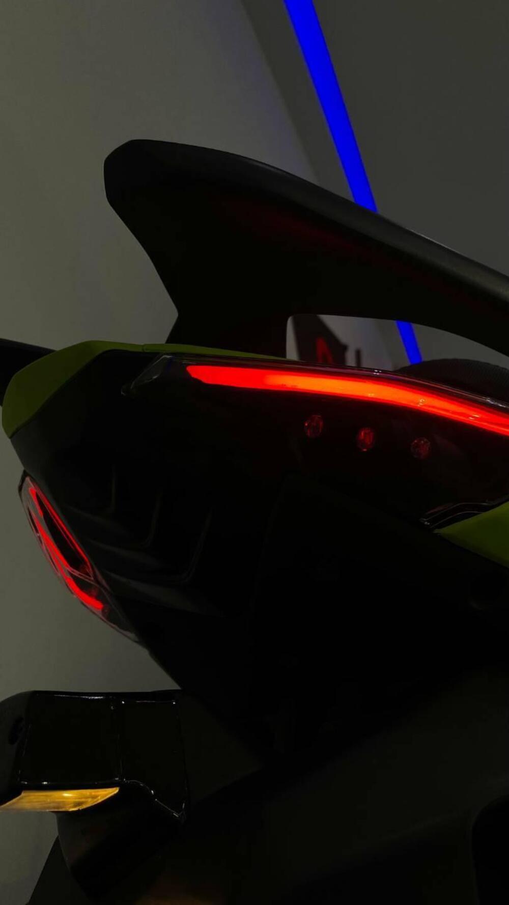 Kymco Super 8 50 R (2022 - 25) (12)