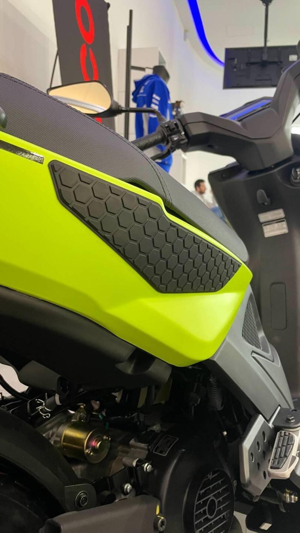 Kymco Super 8 50 R (2022 - 25) (9)