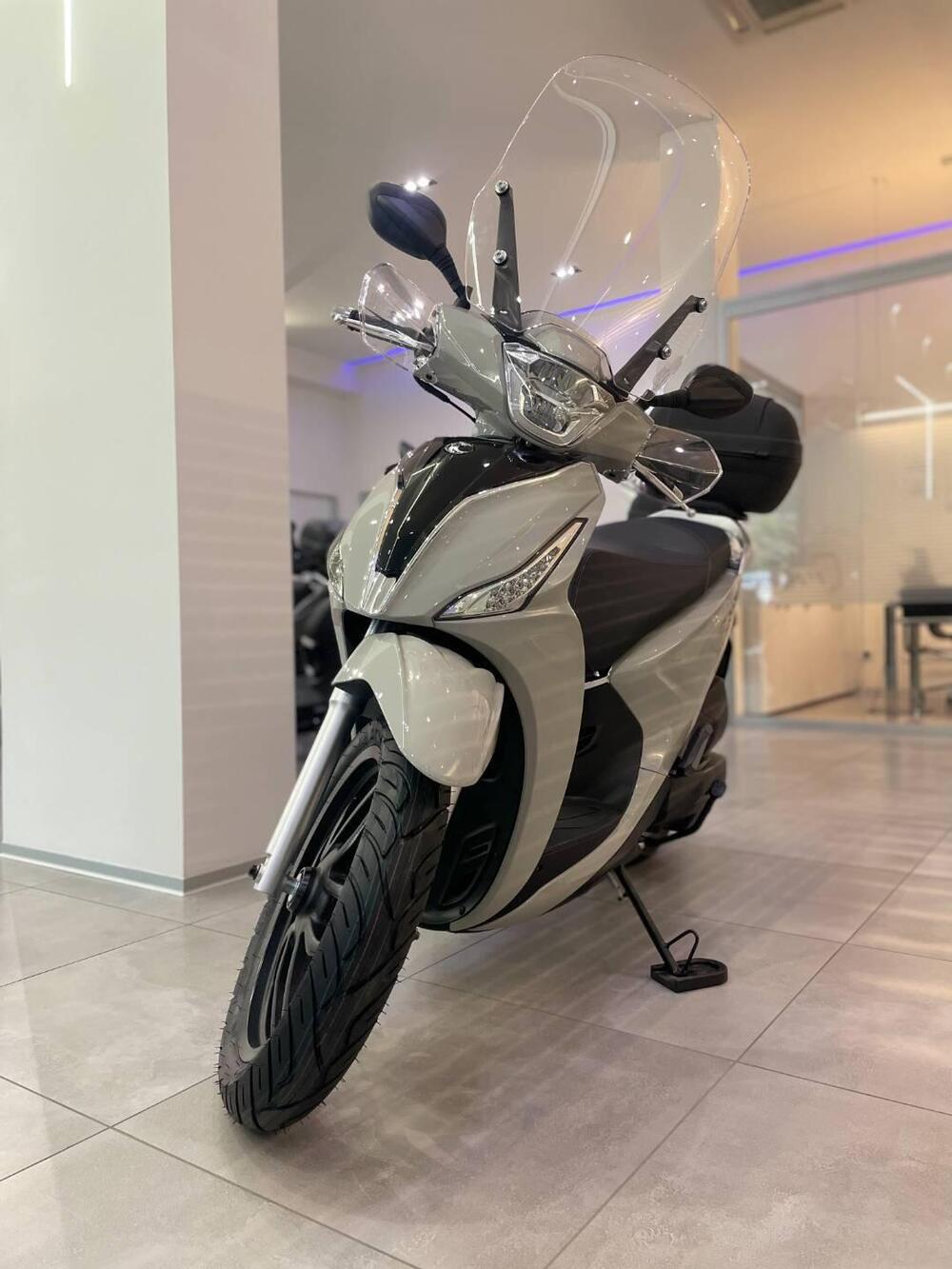 Kymco People 200i S (2021 - 25) (4)